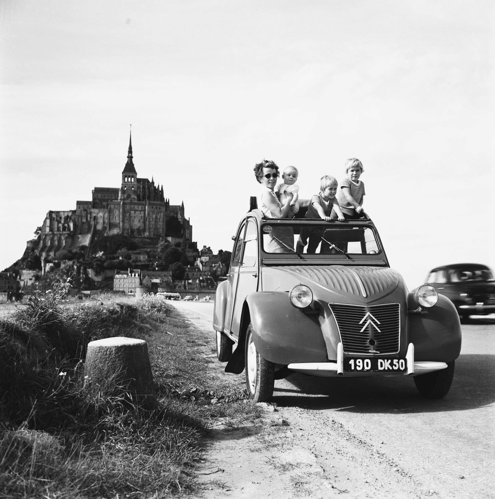 2CV_AZ_1959_©CITROEN_COMMUNICATION_GEORGES_GUYOT