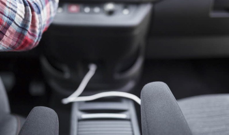 PSA y Ford exploran sinergias en las tecnologías SmartDeviceLink y Car Easy Apps